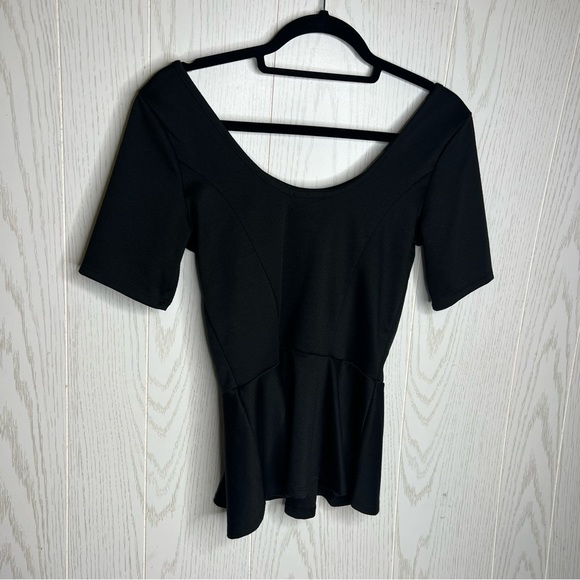 Eyelash Couture Casual Peplum Black Short Sleeve Top Size Small - Picture 2 of 3